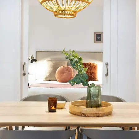 Columbus Apartment *