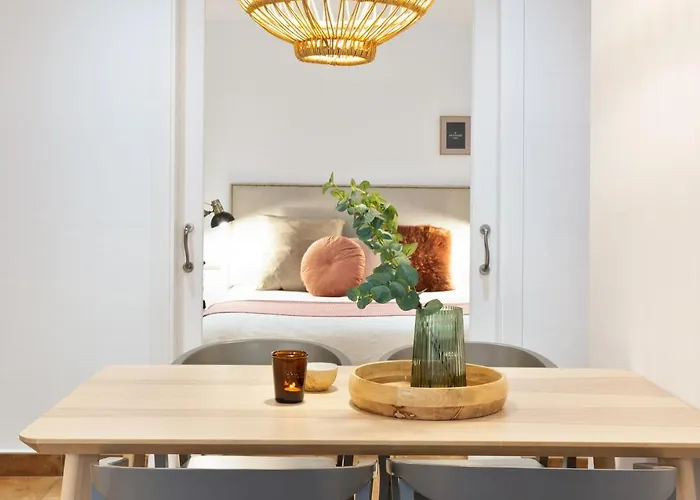 Columbus Apartment *